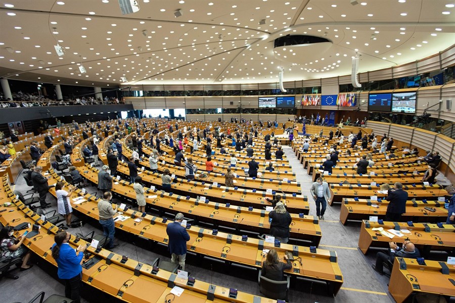 Bericht Europees Parlement neemt hervorming klimaatwetten aan bekijken